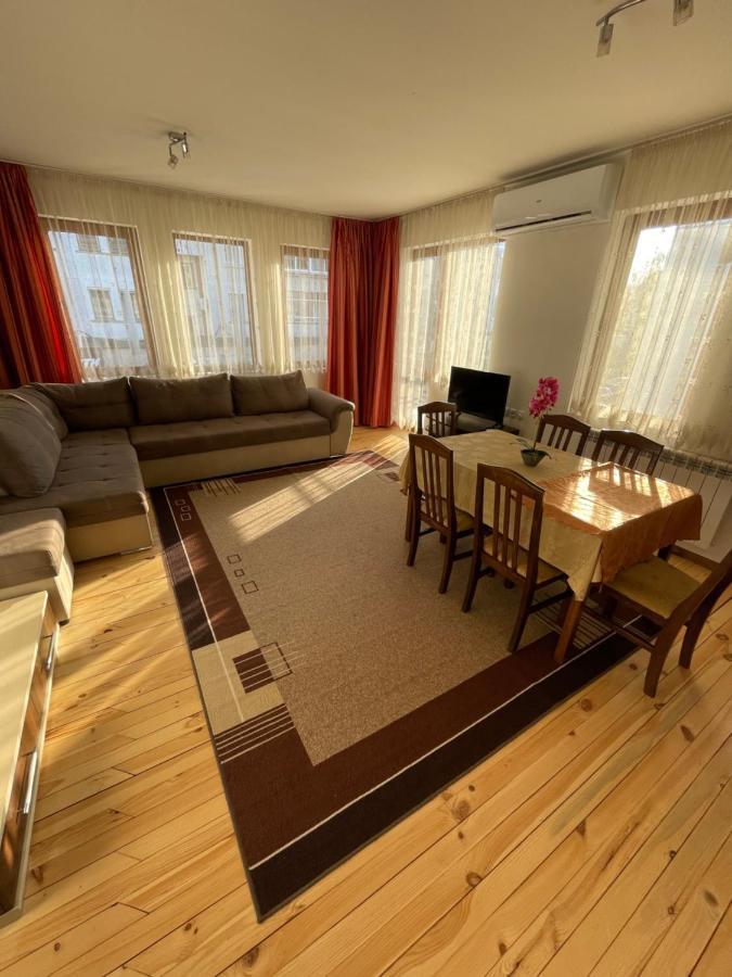Guest Rooms Biju Tryavna Exterior foto